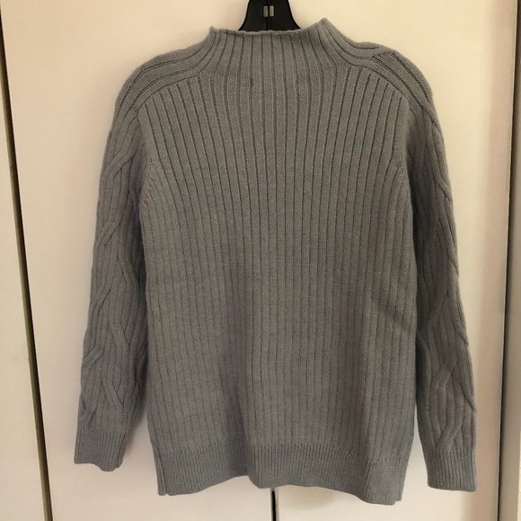 Romeo & Juliet Couture Light Blue Mock Neck Cable Knit Sweater Sz S - Picture 2 of 3